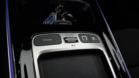 Mercedes-Benz EQB X243 EQB300 4MATIC AMG 2025 12