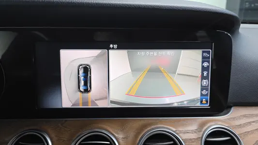 Mercedes-Benz E-Class W213 E300 2017 15