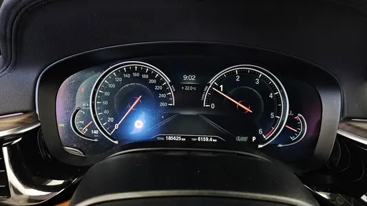 BMW 5 Series (G30) 520d xDrive M 2017 8