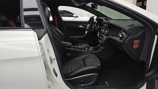 Mercedes-Benz CLA-Class C117 CLA45 AMG 4MATIC 2019 11