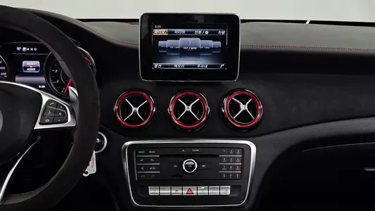 Mercedes-Benz CLA-Class C117 CLA45 AMG 4MATIC 2019 14