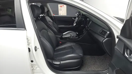 Kia K5 2 1.7 MX 2016 11