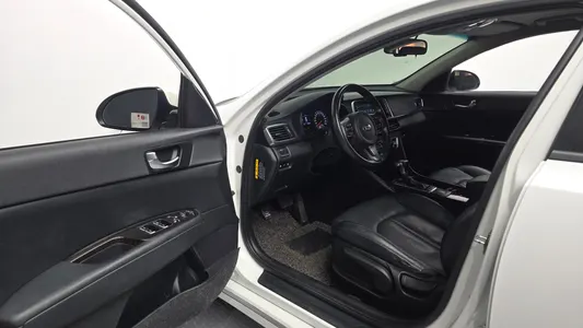 Kia K5 2 1.7 MX 2016 10