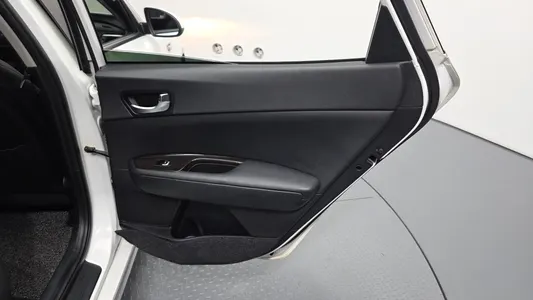 Kia K5 2 1.7 MX 2016 26