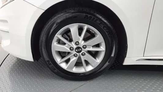 Kia K5 2 1.7 MX 2016 22