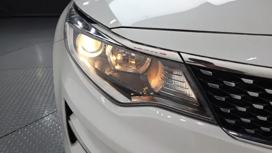Kia K5 2 1.7 MX 2016 23