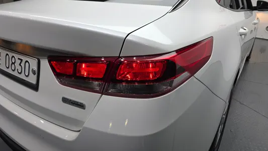 Kia K5 2 1.7 MX 2016 24