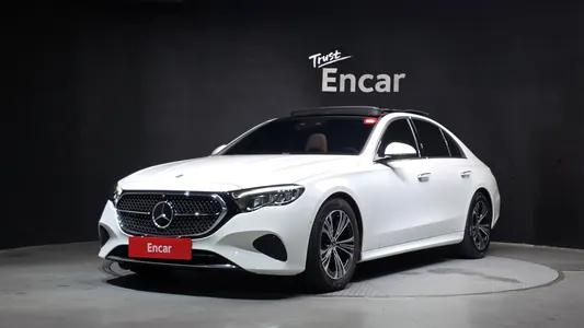 Mercedes-Benz E-Class W214 E200 2025