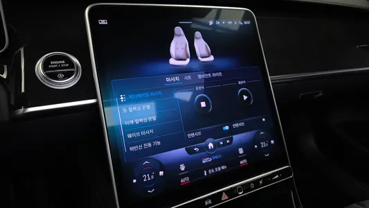 Mercedes-Benz S-Class W223 S580L 4MATIC 2022 16