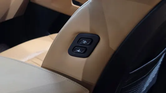 Kia 4 2.2 4WD 2021 28