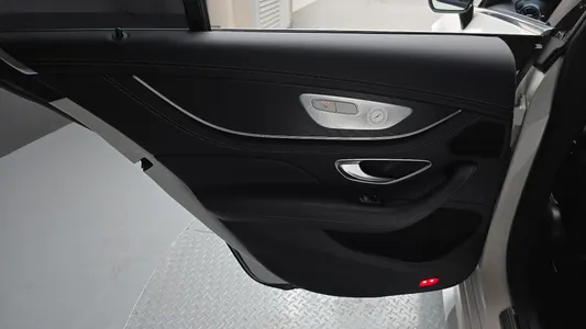 Mercedes-Benz CLS-Class C257 CLS300d 4MATIC 2023 25