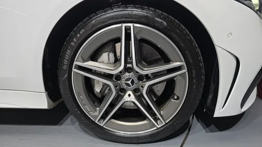 Mercedes-Benz CLS-Class C257 CLS300d 4MATIC 2023 21