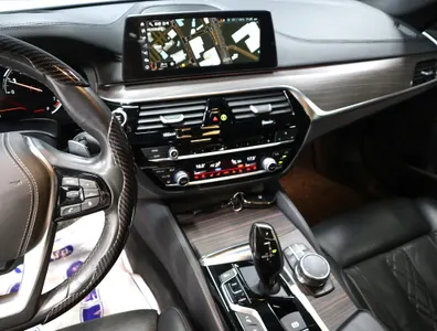 BMW 5 Series (G30) 530i xDrive M 2018 8