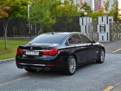 BMW 7 Series (F01) 740d xDrive 2013 4