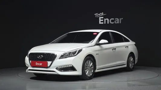 Hyundai LF 2.0 HEV 2015