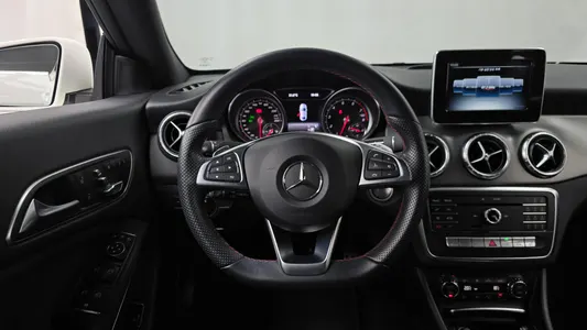 Mercedes-Benz CLA-Class C117 CLA220 AMG Line 2018 13