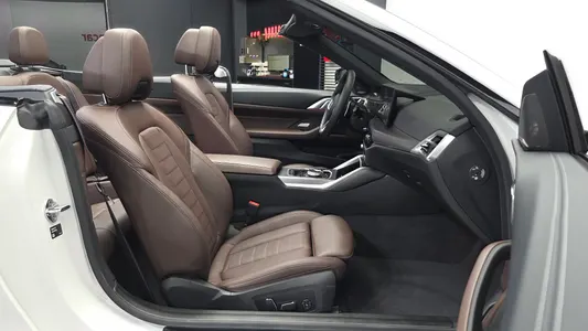 BMW 4 Series (G22) 420i M 2025 26