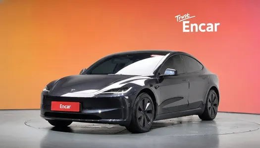 Tesla 3 RWD 2025