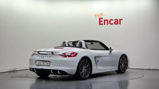 Porsche 3.4 GTS 2015