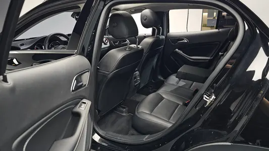 Mercedes-Benz GLA-Class X156 GLA220 2018 11