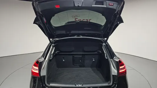 Mercedes-Benz GLA-Class X156 GLA220 2018 33
