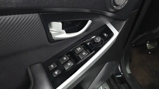 KG Mobility C 2.2 2WD 2017 35