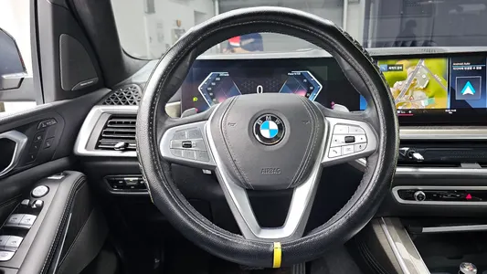 BMW X7 (G07) xDrive 40i 7 2022 13