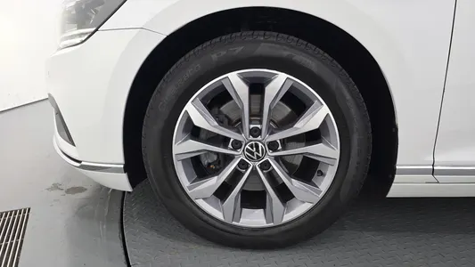 Volkswagen GT(B8) 2.0 TDI 2022 5