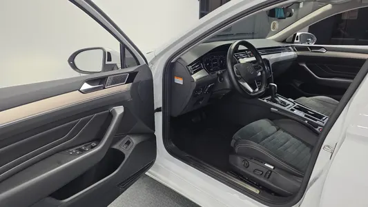 Volkswagen GT(B8) 2.0 TDI 2022 10