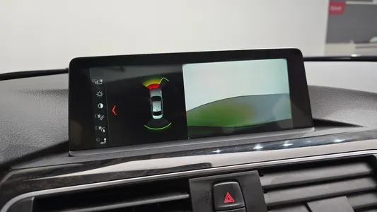 BMW 3 Series (F30) 320i 2017 14