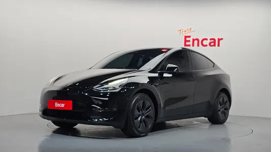 Tesla Y AWD 2024