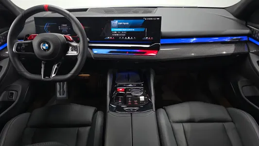 BMW M5 (G90) M5 2026 7