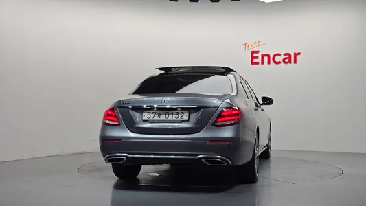 Mercedes-Benz E-Class W213 E300 2016 4