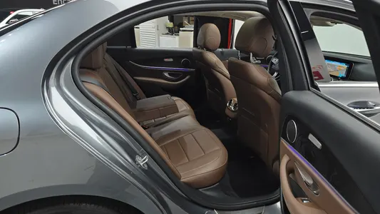 Mercedes-Benz E-Class W213 E300 2016 11