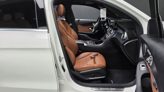 Mercedes-Benz GLC-Class X253 GLC300e 4MATIC 2020 11