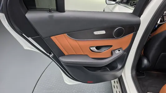 Mercedes-Benz GLC-Class X253 GLC300e 4MATIC 2020 25