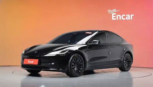 Tesla 3 RWD 2025