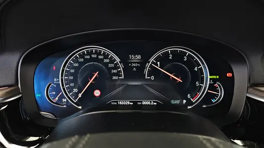 BMW 5 Series (G30) 520d xDrive M 2017 8