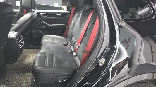 Porsche (PO536) 3.0 2019 26