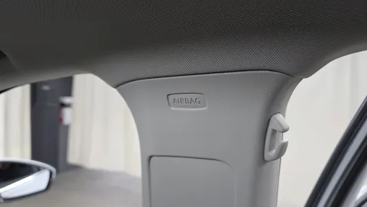 Volkswagen 2 2.0 TDI 2022 29