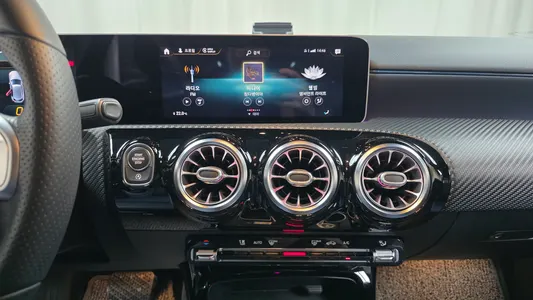 Mercedes-Benz A-Class W177 A220 2019 13