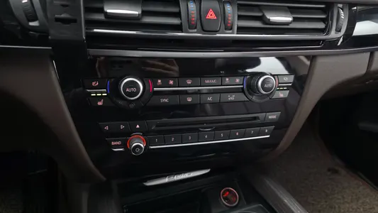 BMW X5 (F15) xDrive 40e i 2018 18