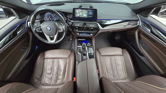 BMW 5 Series (G30) 520d xDrive M 2018 7