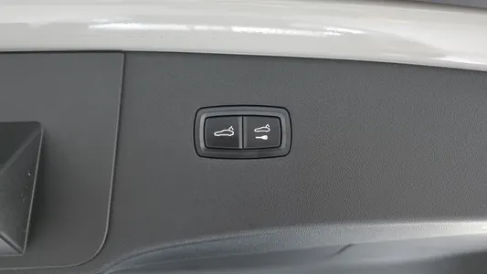 Porsche (PO536) 3.0 2023 17