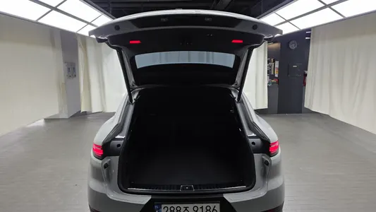 Porsche (PO536) 3.0 2023 18