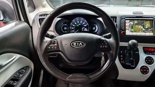 Kia Ray EV 2012 14