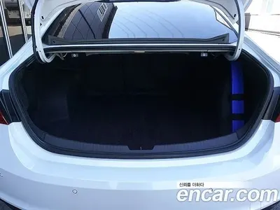 Chevrolet 말리부 1.3 LS 2020 17