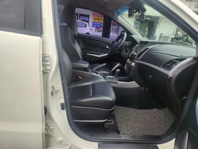 KG Mobility C 2.2 KX 2WD 2015 13