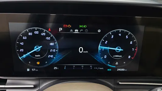 Kia Carnival 7 2022 8