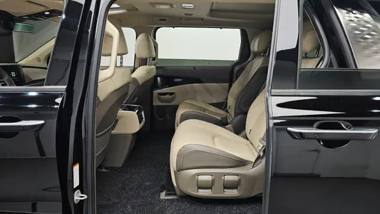 Kia Carnival 7 2022 12